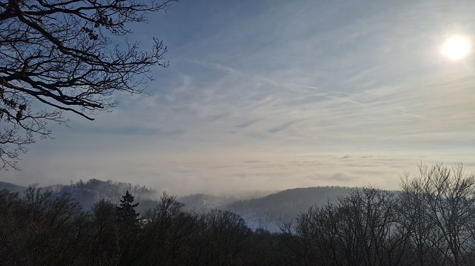 Blick vom Roten Schuss über den Südharz am vergangenen Wochenende (Foto: agl) Blick vom Roten Schuss über den Südharz am vergangenen Wochenende (Foto: agl)