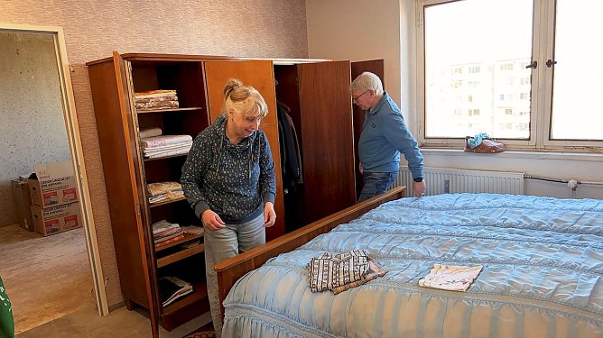 Auch das Schlafzimmer ist schon hergerichtet. (Foto: Ren&eacute; Wei&szlig;bach)