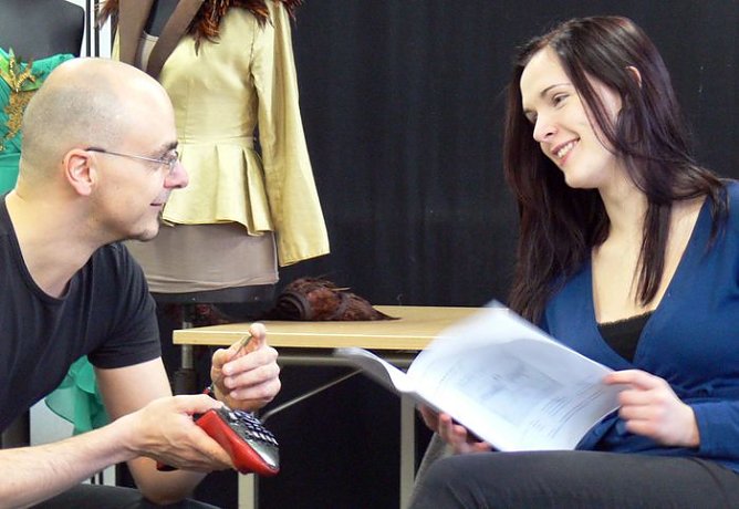 Besprechung (Foto: C. Wille)