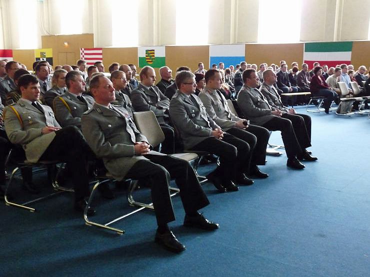 Ins Amt eingef&uuml;hrt