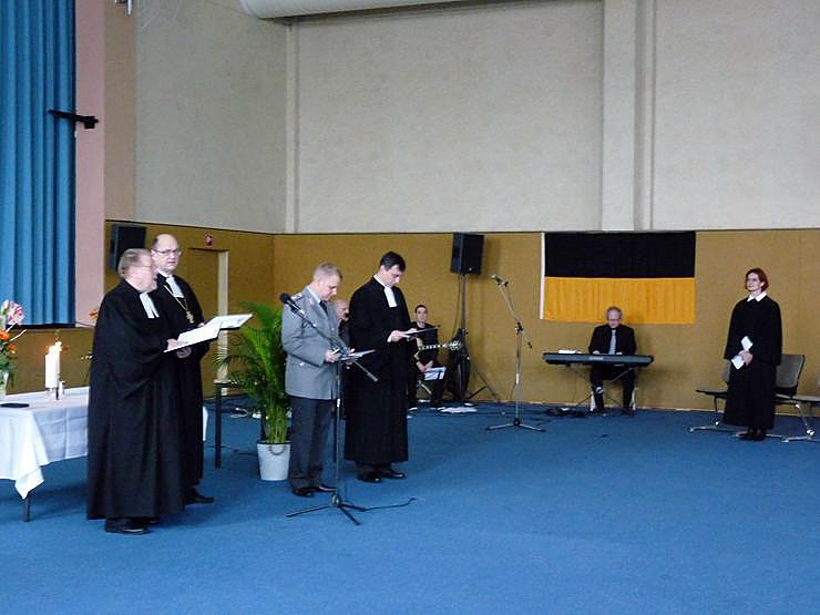 Ins Amt eingef&uuml;hrt