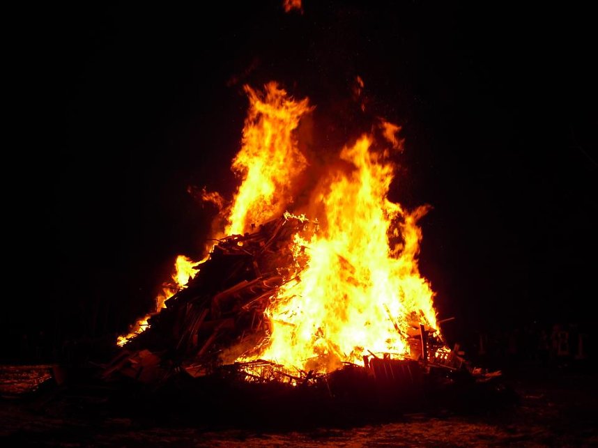 Osterfeuer in Leinefelde
