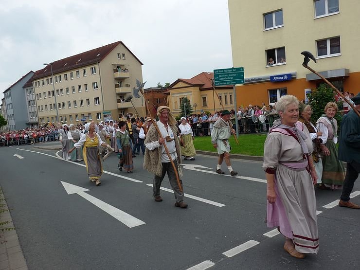 Gro&szlig;er Festumzug zum Th&uuml;ringentag