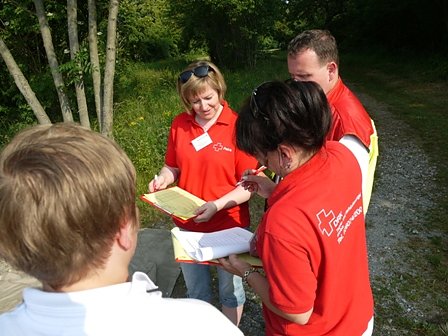 Junge Sanit&auml;ter im Wettstreit