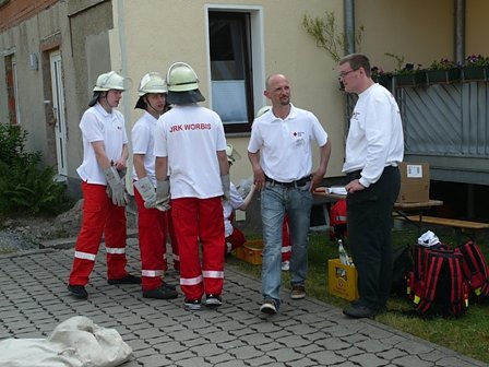 Junge Sanit&auml;ter im Wettstreit