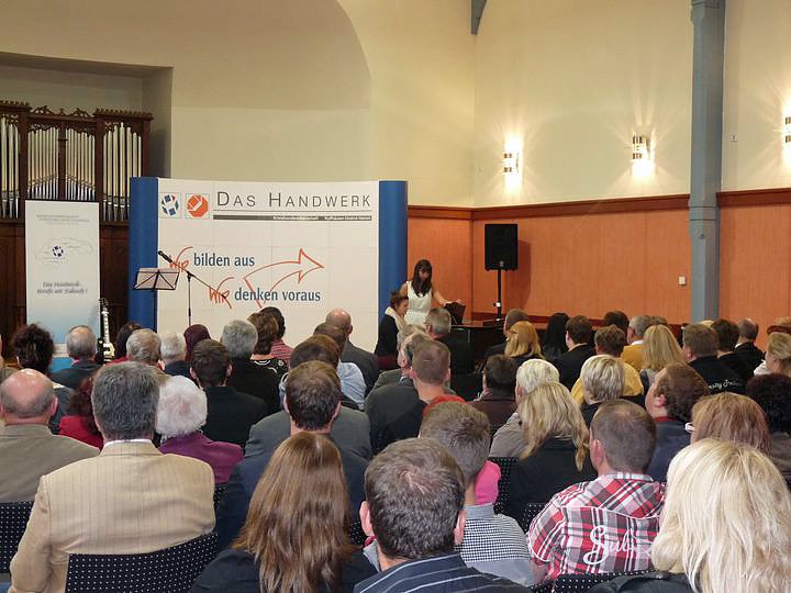 Feierliche Freisprechung