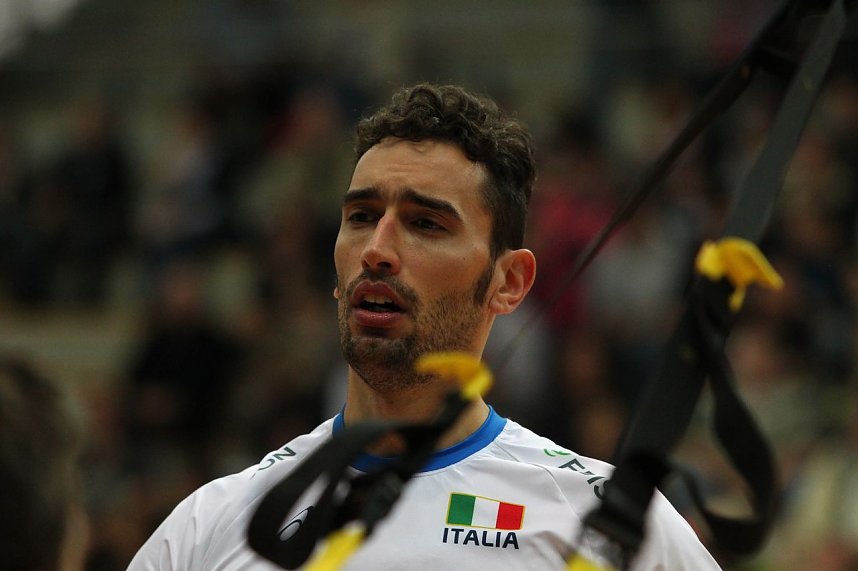 Am und neben dem Netz