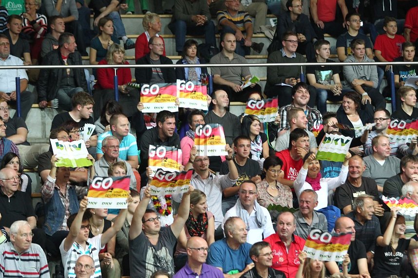 Am und neben dem Netz