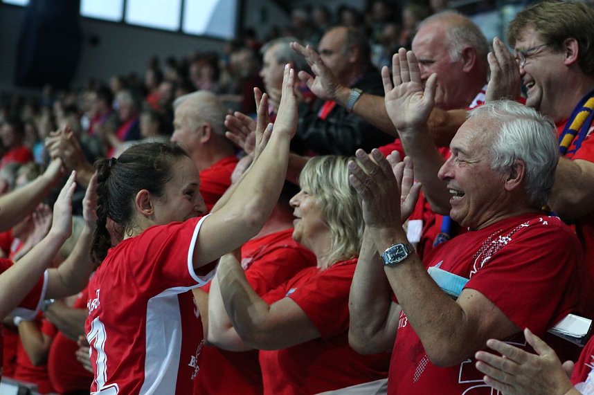 THC gewinnt den CL-Auftakt