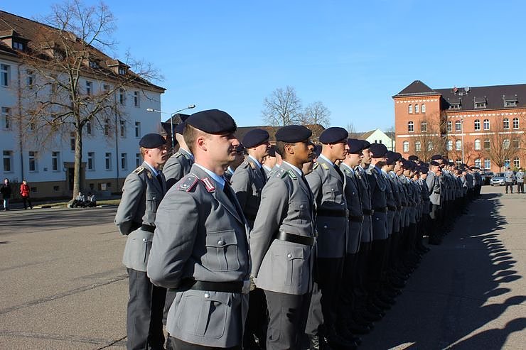 Indienststellung  des neuen Bataillons in Th&uuml;ringen