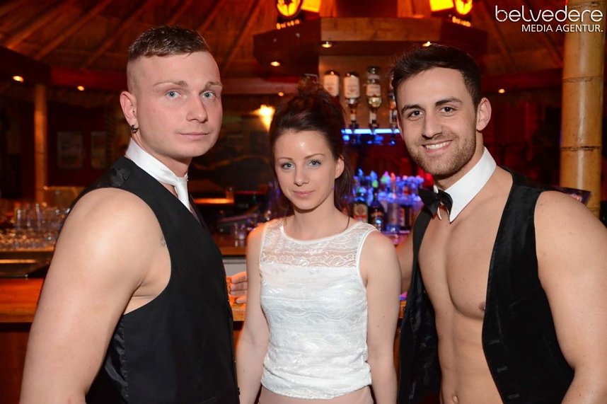 Party am Frauentags-Vorabend