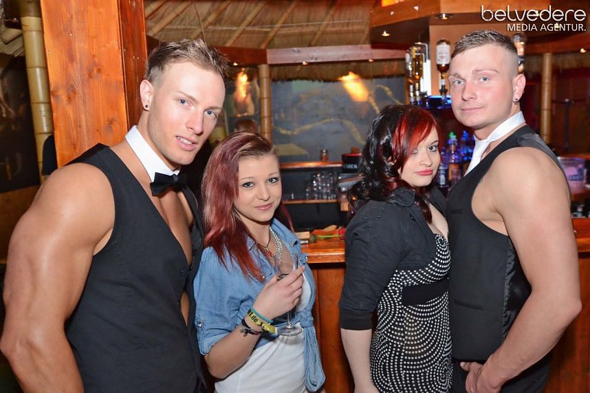 Party am Frauentags-Vorabend