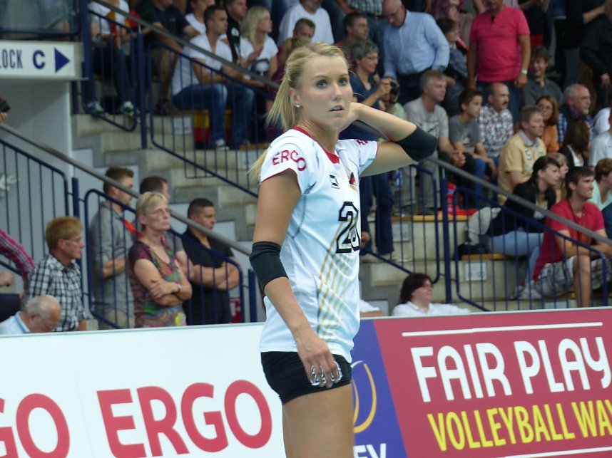 Volleyball in der Wiedigsburghalle