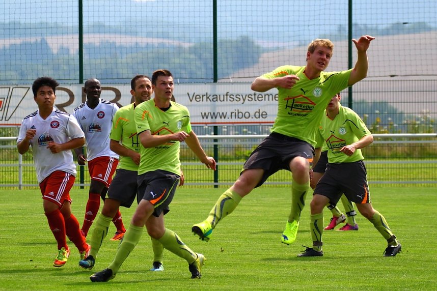 Wacker gegen Wacker gegen Wacker