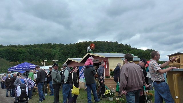 Erster Tag Bauernmarkt in Kallmerode