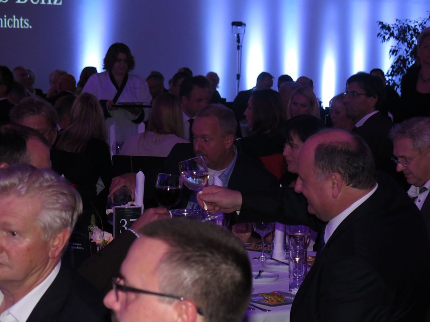 Premiere des S-Coup&eacute;