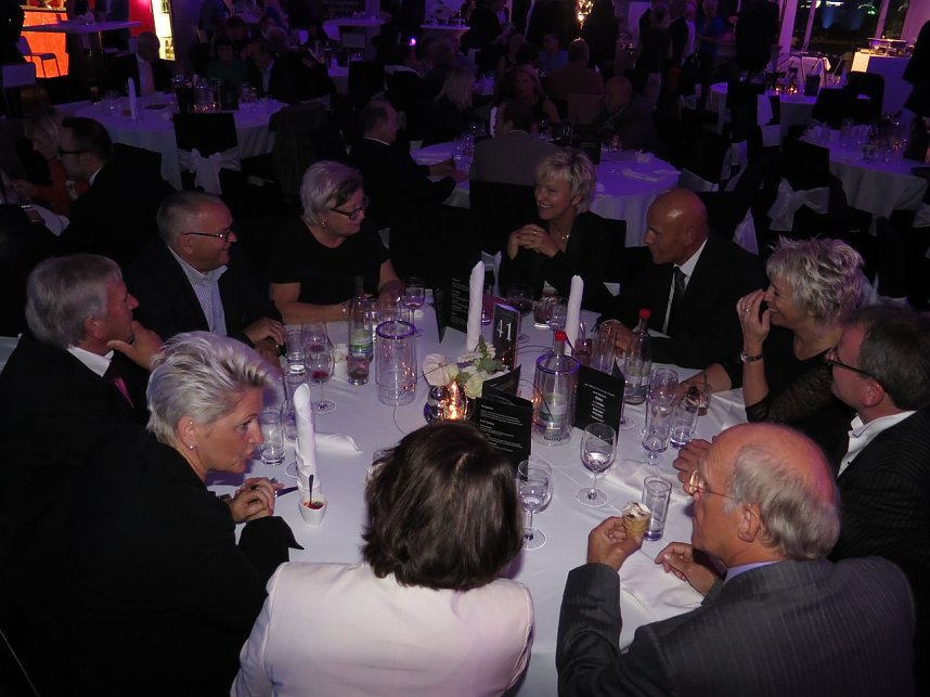 Premiere des S-Coup&eacute;