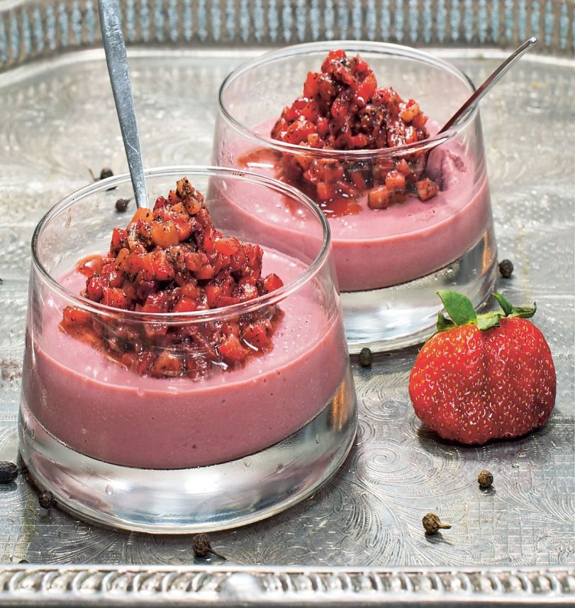 Scharf: Erdbeeren mit Pfeffer anzuspitzen ist aus der Mode gekommen. Dennoch lohnt sich die Frucht-Sch&auml;rfe-Kombination.