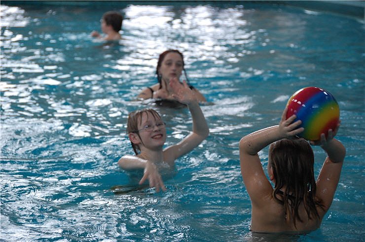 Pool-Party im Badehaus.NNZ-City Scout on Tour