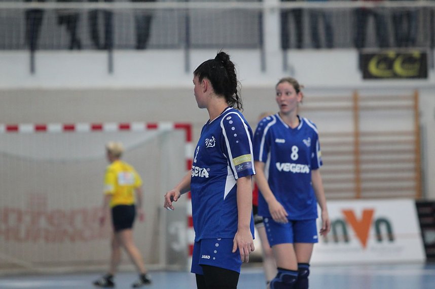 THC gewinnt erstes Champion League Spiel klar mit 33:20