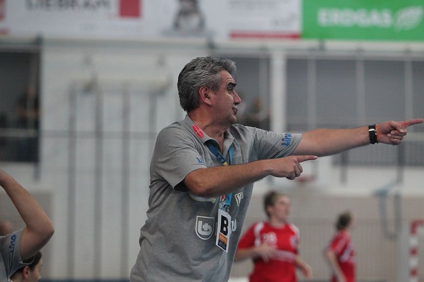 THC gewinnt erstes Champion League Spiel klar mit 33:20