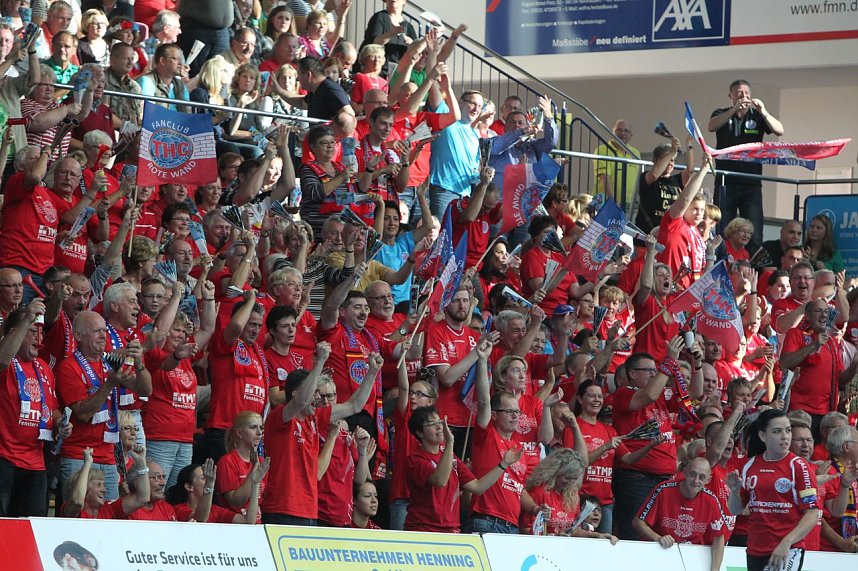 THC gewinnt erstes Champion League Spiel klar mit 33:20