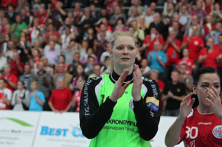 THC gewinnt erstes Champion League Spiel klar mit 33:20