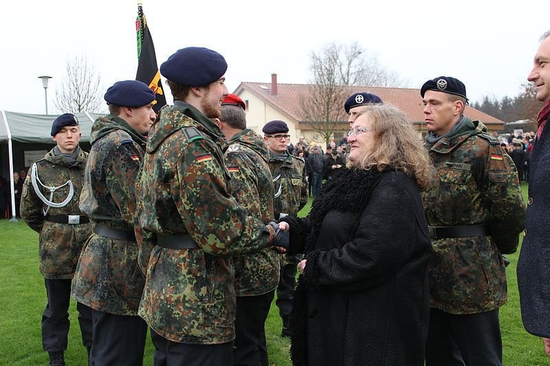 Neuer Lehrgang in Oberspier vereidigt