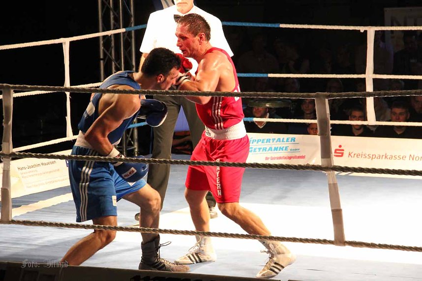Boxnacht mit einem klaren Sie f&uuml;r den Nordh&auml;user Sportverein