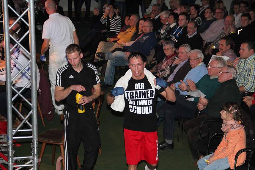 Boxnacht mit einem klaren Sie f&uuml;r den Nordh&auml;user Sportverein