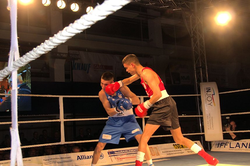 Boxnacht in der Ballspielhalle in Nordhausen