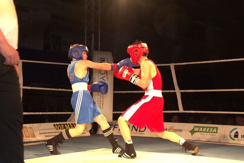 Boxnacht in der Ballspielhalle in Nordhausen