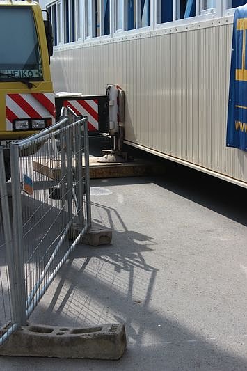 Neue Seilfahrtsbr&uuml;cke wird montiert