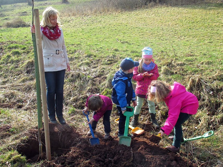 Pflanzaktion in Neustadt