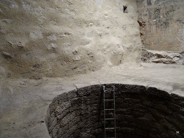 Sanierungsarbeiten auf der Burg