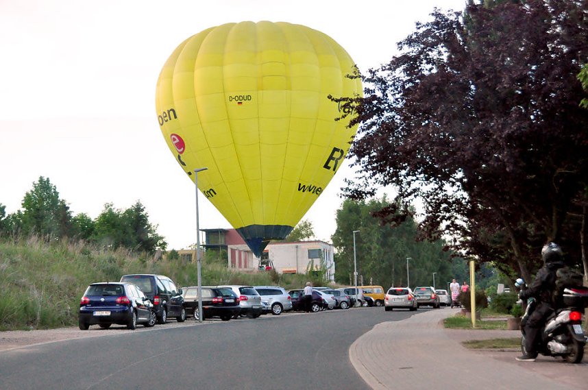 Ballon-Landung in Leinefelde