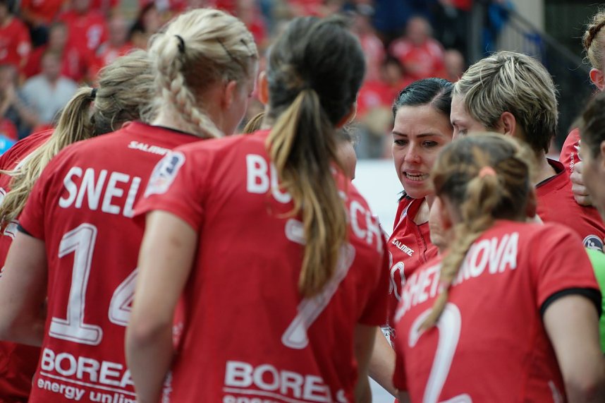 THC gewinnt den Supercup