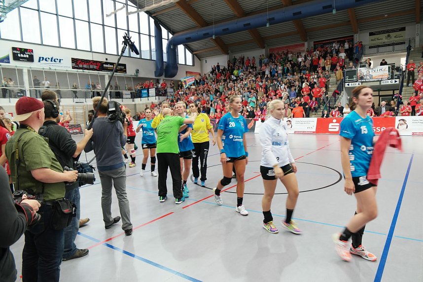 THC gewinnt den Supercup