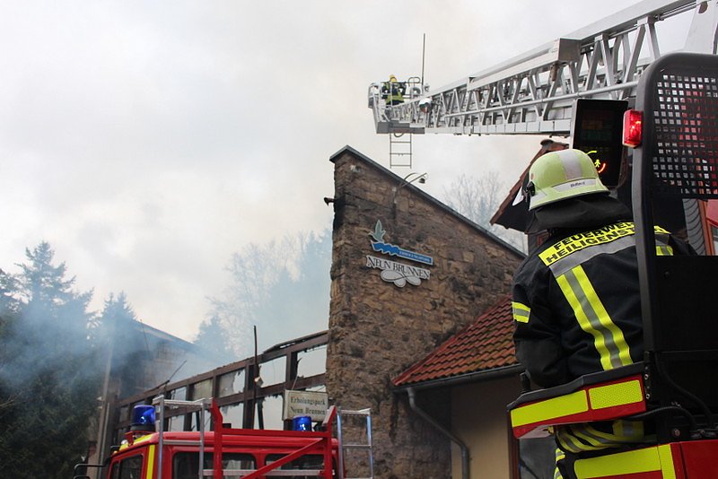 Feuer am Neun Brunnen