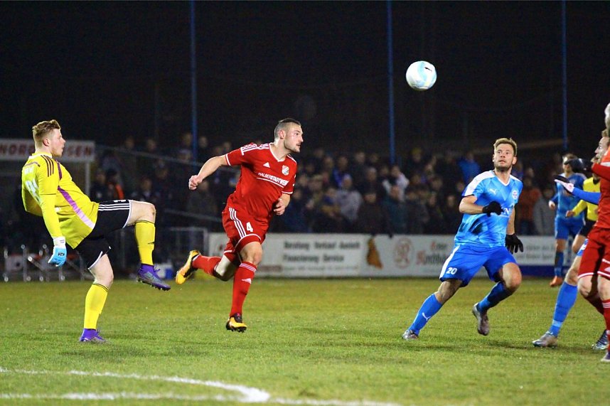 Wacker gewinnt 2:0 gegen Halberstadt