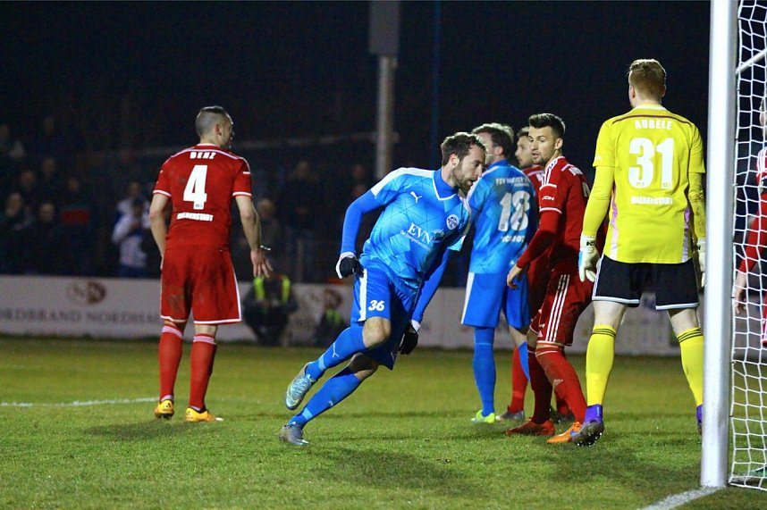 Wacker gewinnt 2:0 gegen Halberstadt