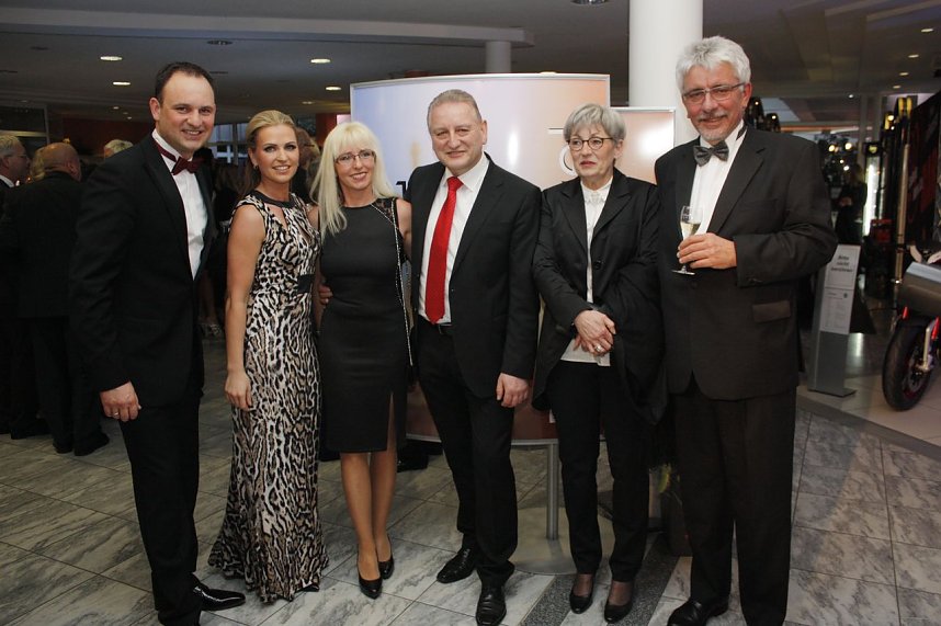 21. Fr&uuml;hlingsball im Autohaus Peter