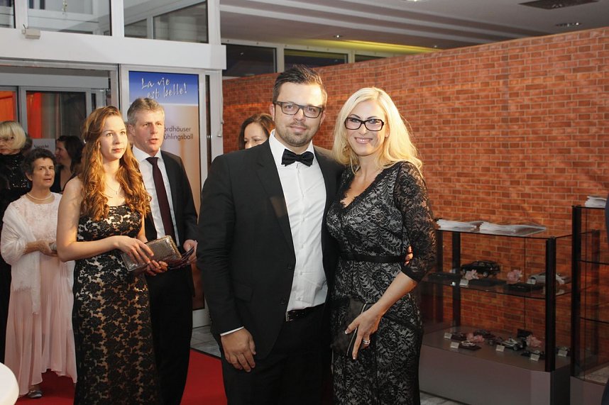 21. Fr&uuml;hlingsball im Autohaus Peter