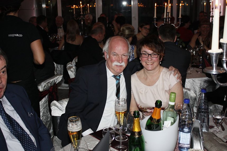 21. Fr&uuml;hlingsball im Autohaus Peter