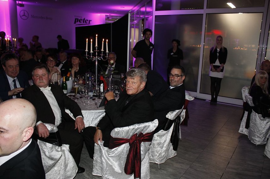 21. Fr&uuml;hlingsball im Autohaus Peter