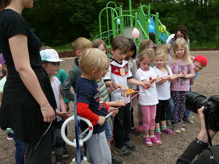 Einweihung Spielplatz Heinestra&szlig;e