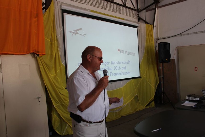 Segelflieger am Himmel Nordth&uuml;ringens