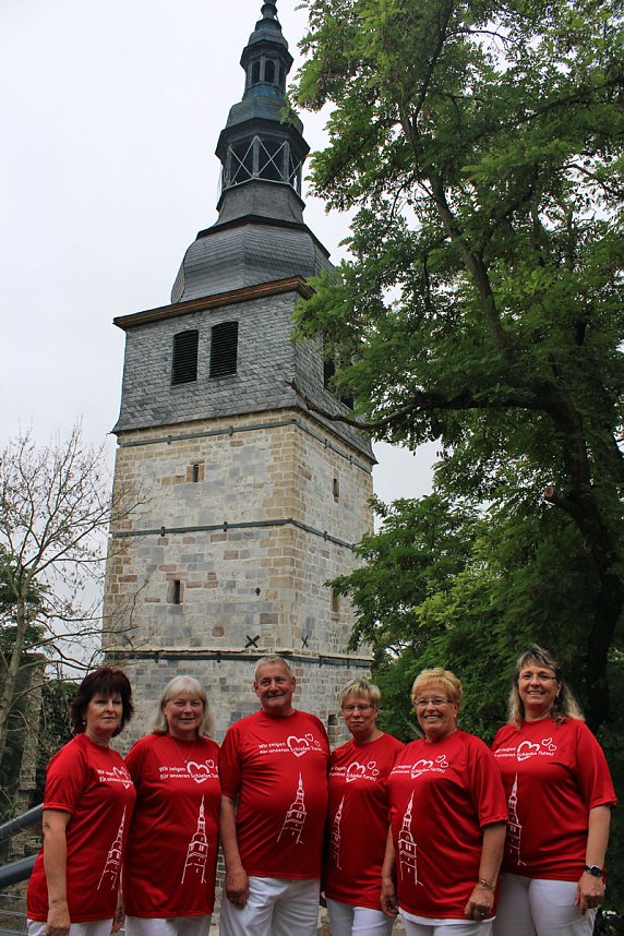 Mit Festakt schiefer Turm als gerettet gefeiert