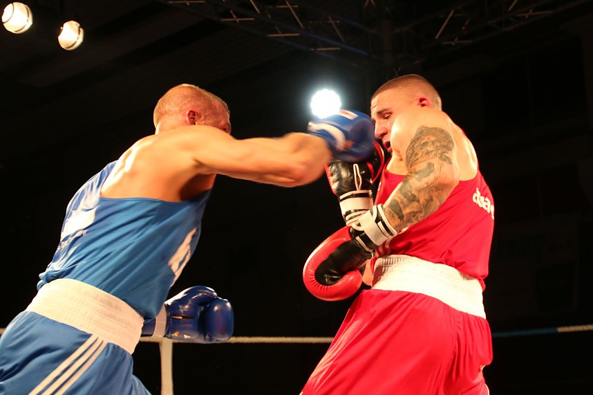 Grandiose Boxnacht in Nordhausen