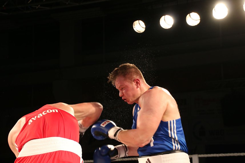 Grandiose Boxnacht in Nordhausen